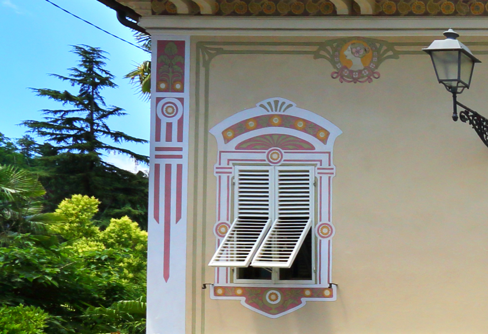 Detail