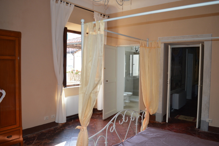 Poets Bedroom and ensuite
